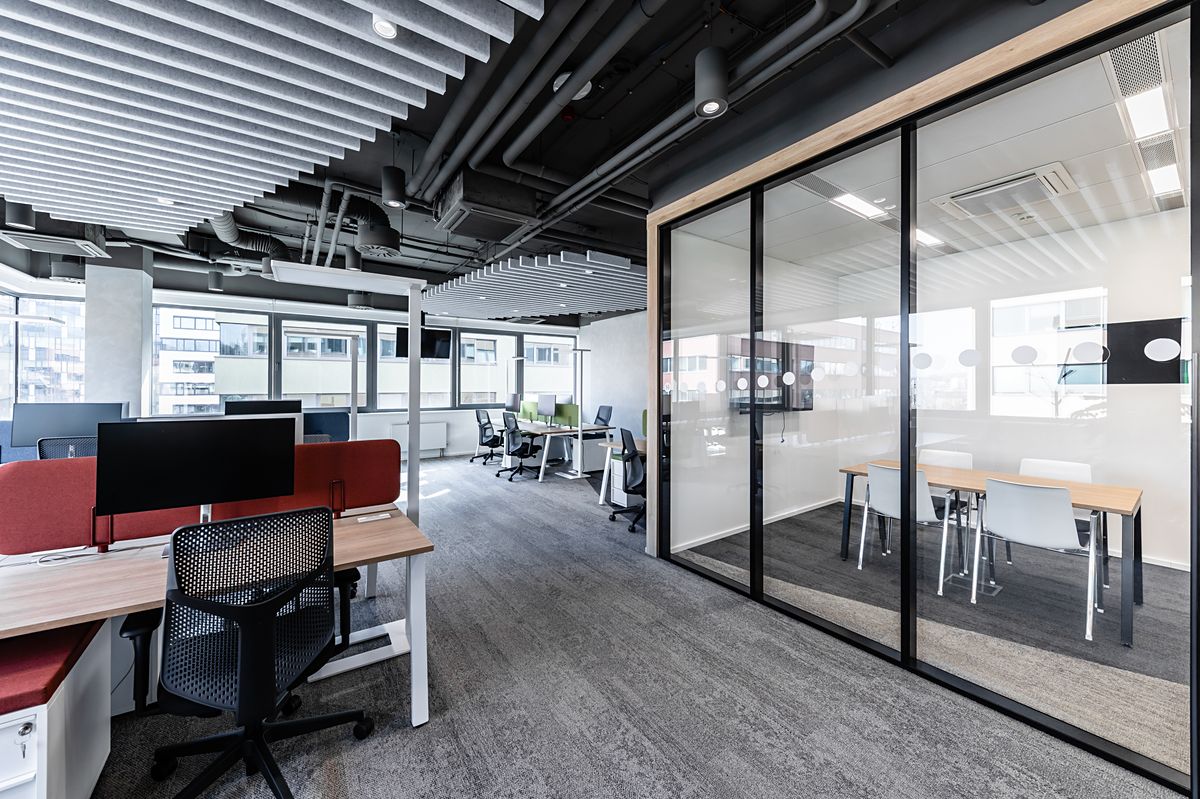 Pronájem kanceláře 250 m², Brno – fotka 1 z 3