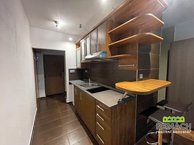 Pronájem bytu 1+kk 33 m²