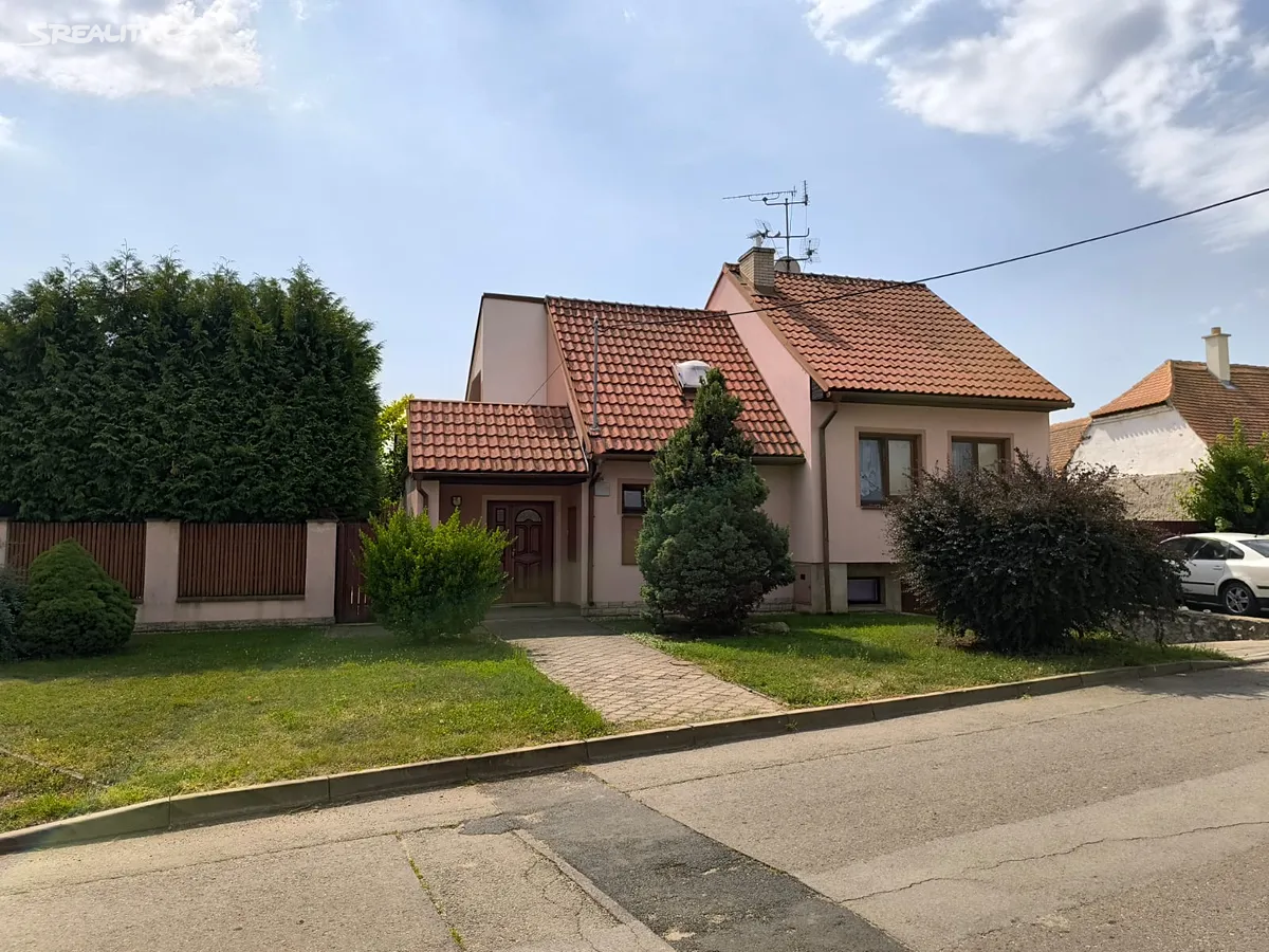 Prodej rodinného domu 158 m², pozemek 514 m²