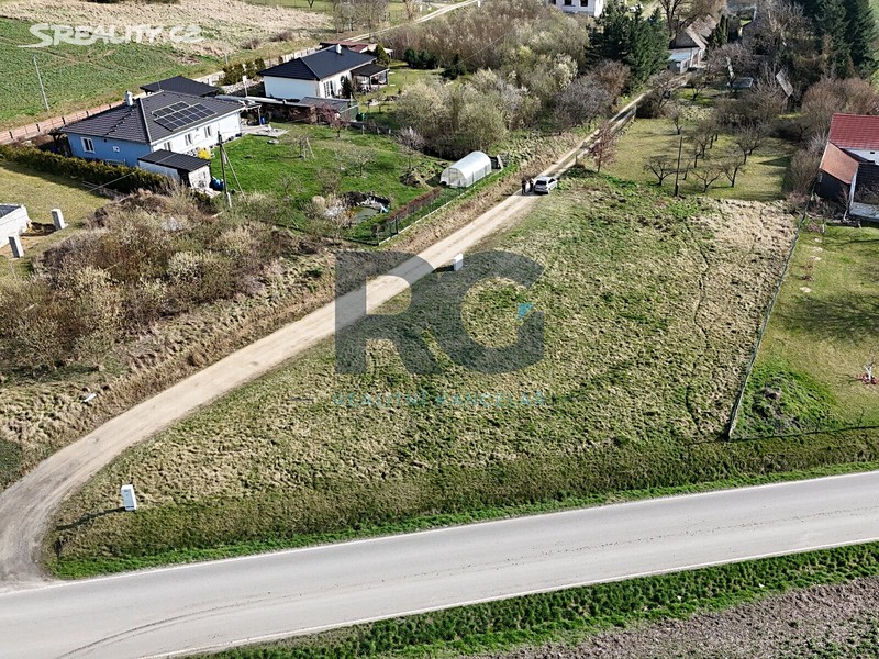 Prodej  stavebního pozemku 759 m² – pohled 3