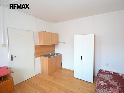 Pronájem bytu 1+kk 16 m²