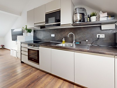 Pronájem bytu 1+kk 35 m² (Podkrovní)