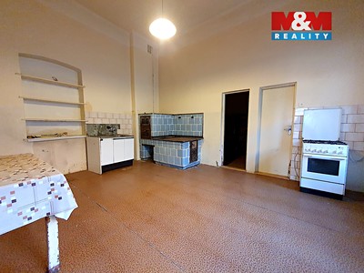 Prodej  rodinného domu 282 m², pozemek 500 m² — photo 3