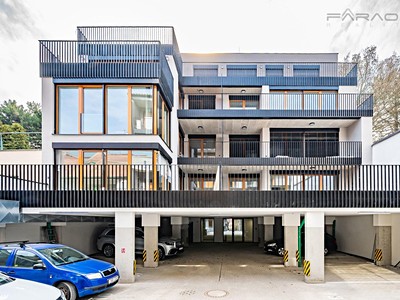 Pronájem bytu 2+kk 111 m²