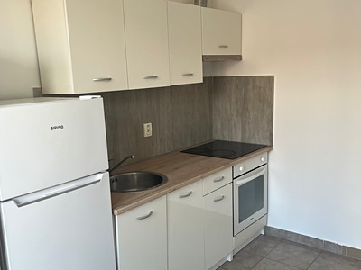 Pronájem bytu 2+1 38 m² (Jednopodlažní)
