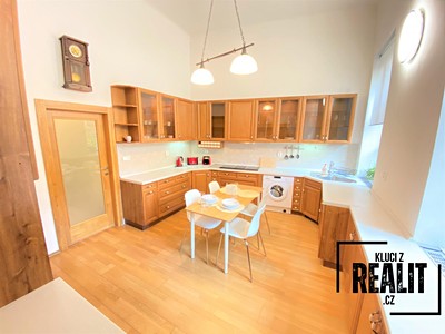 Pronájem bytu 1+1 49 m²