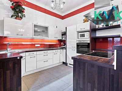 Prodej bytu 4+kk 109 m²