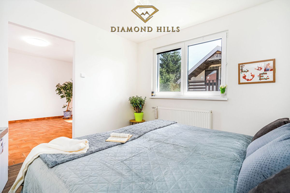 Prodej rodinného domu 158 m², pozemek 1545 m² – fotografie 3