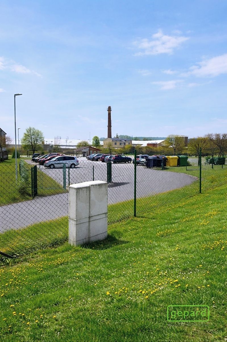 Prodej pozemku 878 m² – fotografie 3