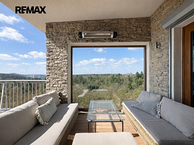 Pronájem bytu 4+kk 130 m²