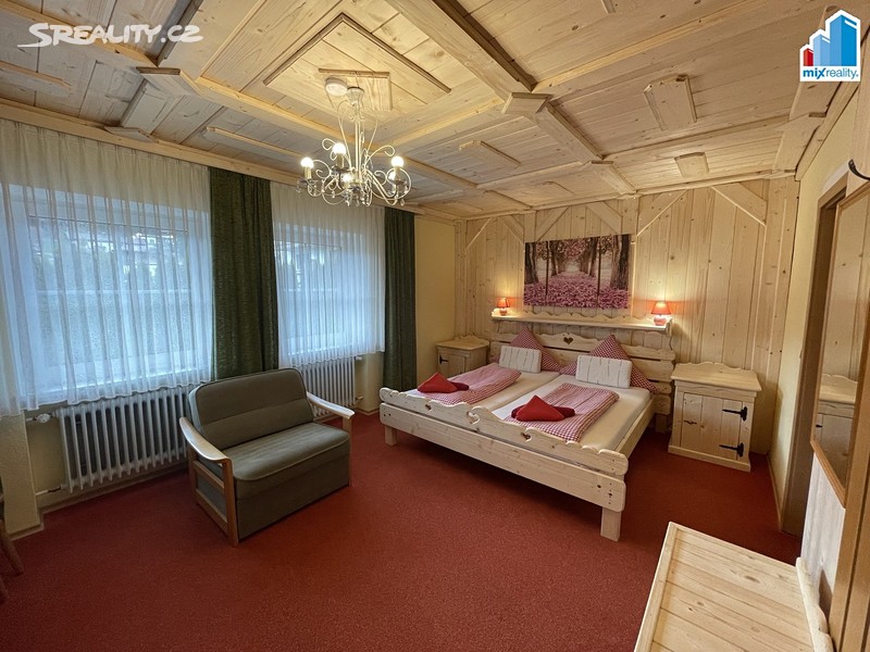 Prodej ubytovacího zařízení 2 455 m² – další