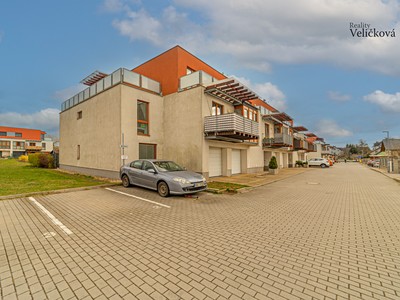 Pronájem bytu 3+kk 74 m²