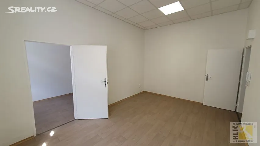 Pronájem kanceláře 100 m² – pohled 5