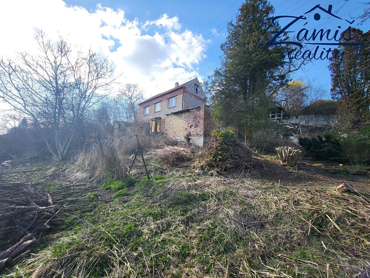 Prodej rodinného domu 138 m², pozemek 4160 m²