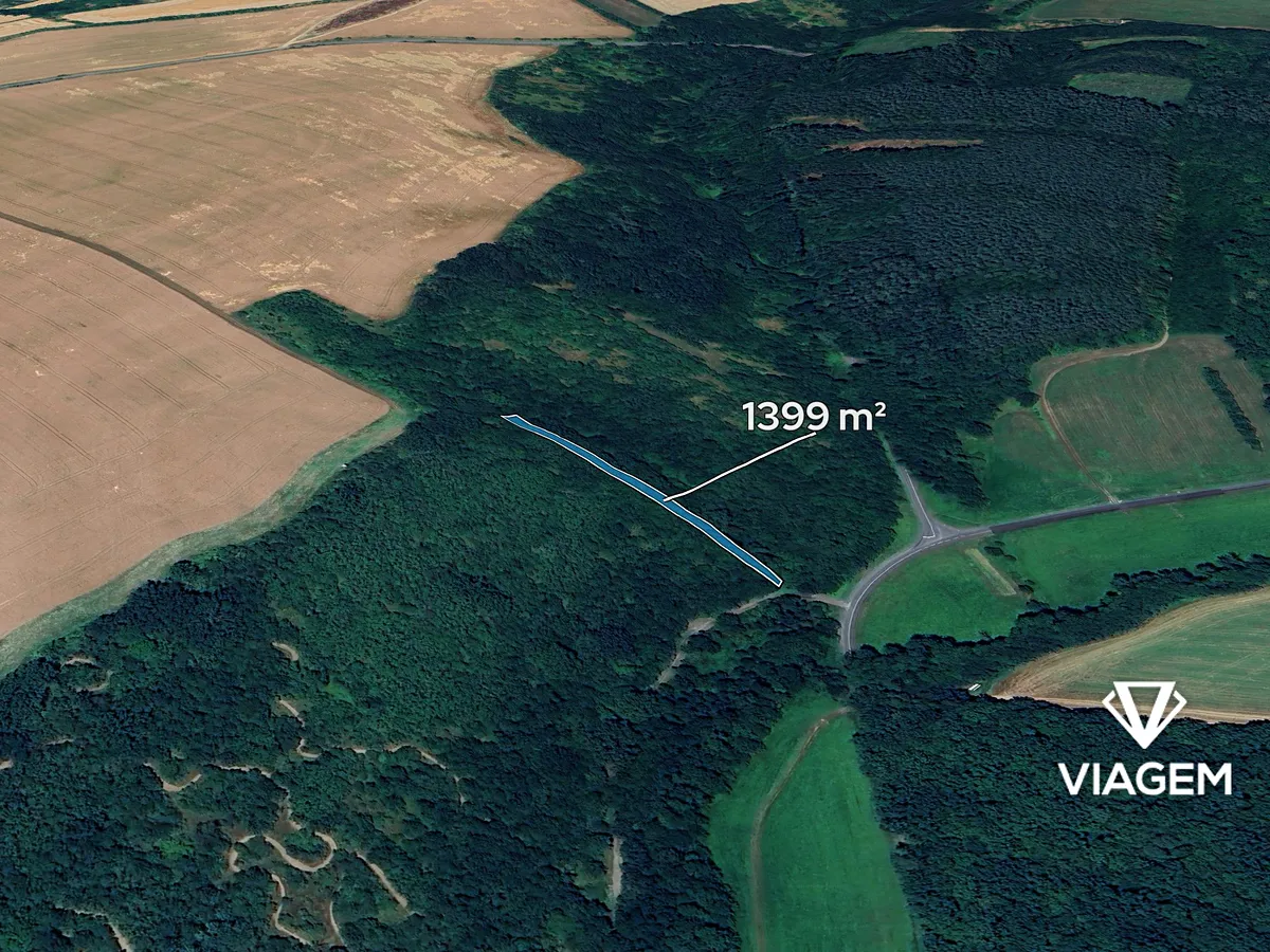 Prodej podílu 8/15 pole 746 m²