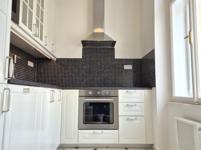 Pronájem bytu 1+1 40 m²