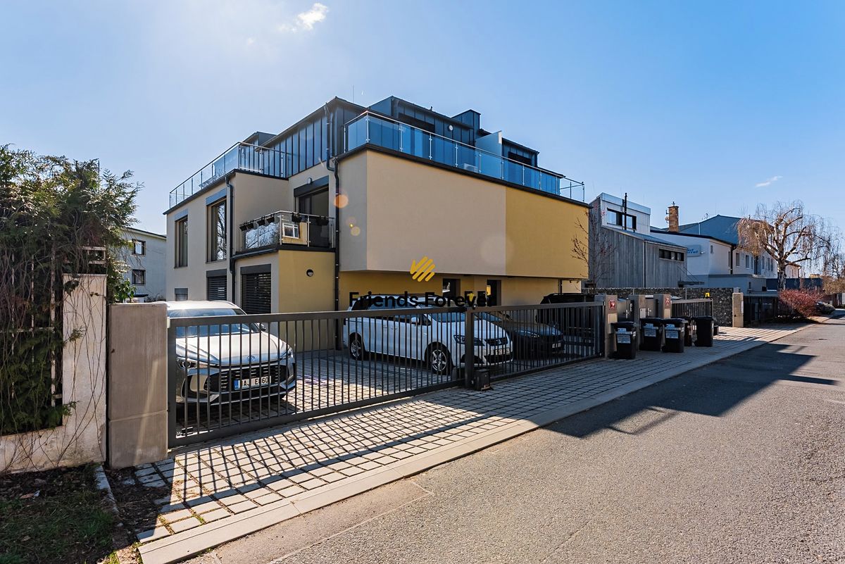 Prodej bytu 3+kk 89 m² (Jednopodlažní)