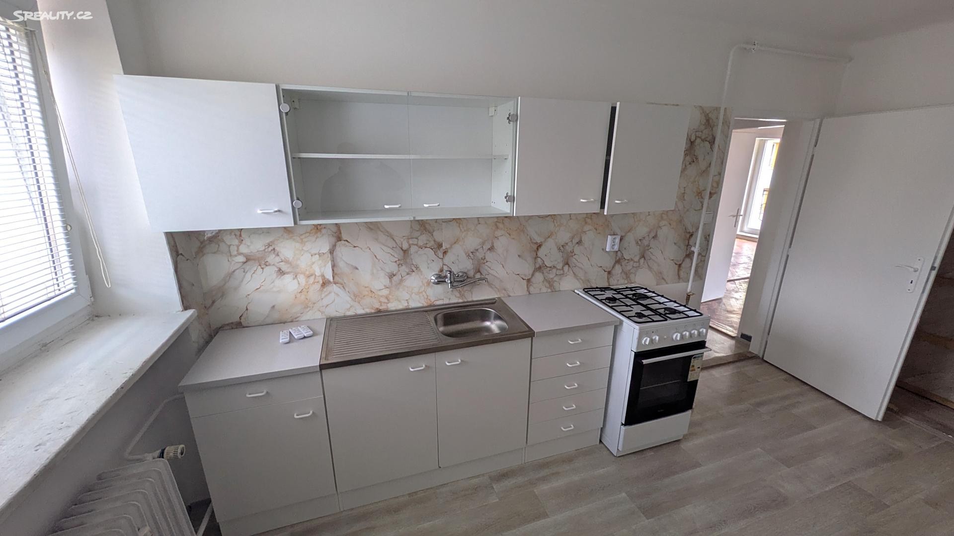 Pronájem bytu 2+1 57 m² (Jednopodlažní), Most