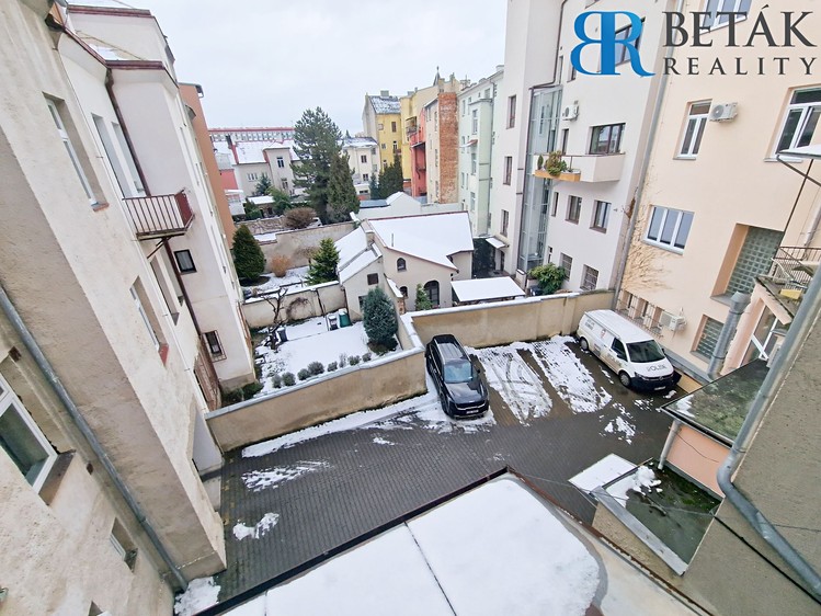Комерційне приміщення на продаж, 850 м² (14 з 17)