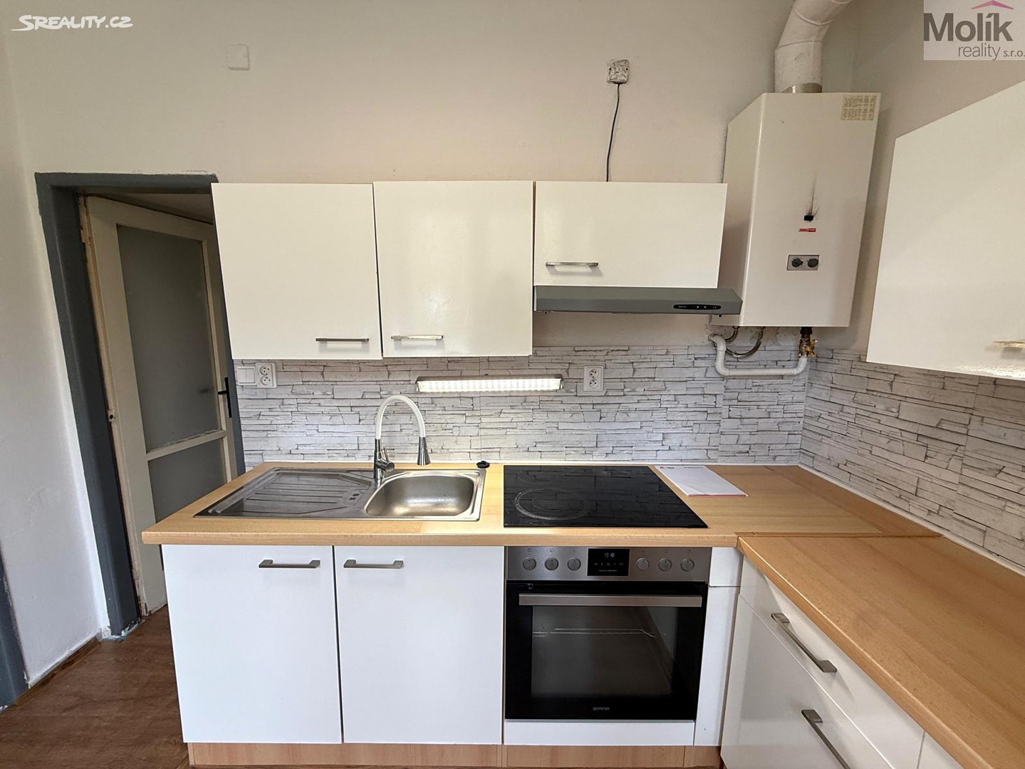 Pronájem bytu 2+1 55 m² – pohled 4