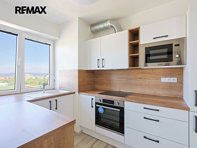 Pronájem bytu 3+kk 64 m²