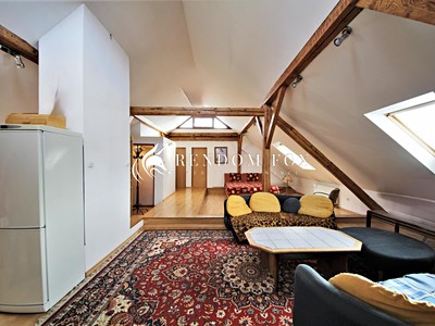 Pronájem bytu 2+kk 120 m² (Podkrovní)