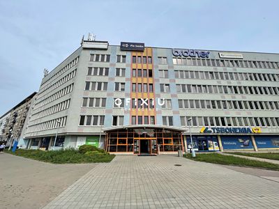 Pronájem kanceláře 260 m²