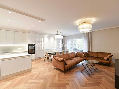 Prodej bytu 4+kk 131 m²