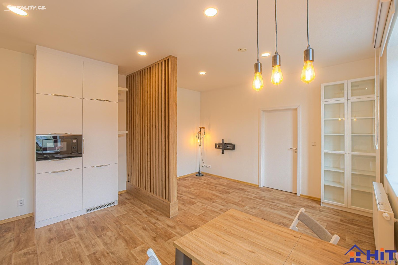 Prodej bytu 2+kk 53 m² – pohled 5