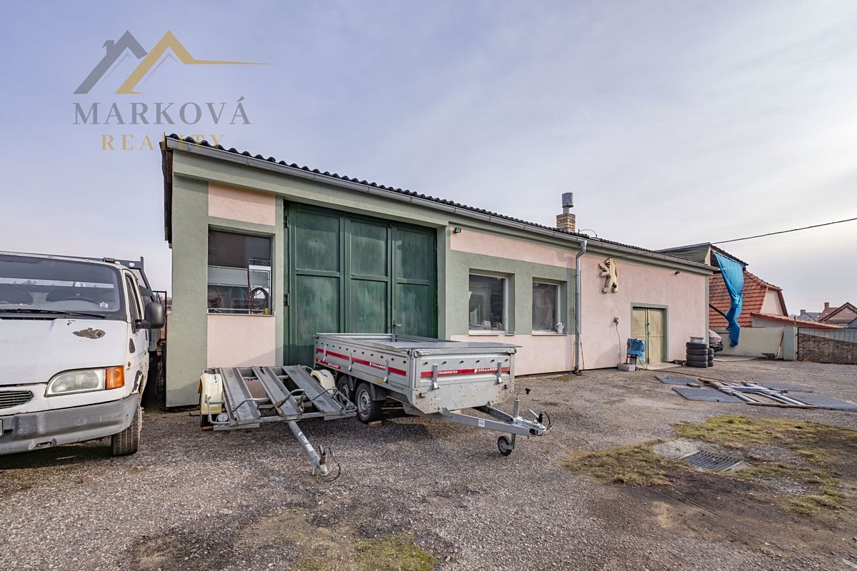 Prodej komerční nemovitosti 275 m² – fotografie 2