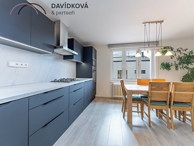 Pronájem bytu 3+1 88 m² (Jednopodlažní)