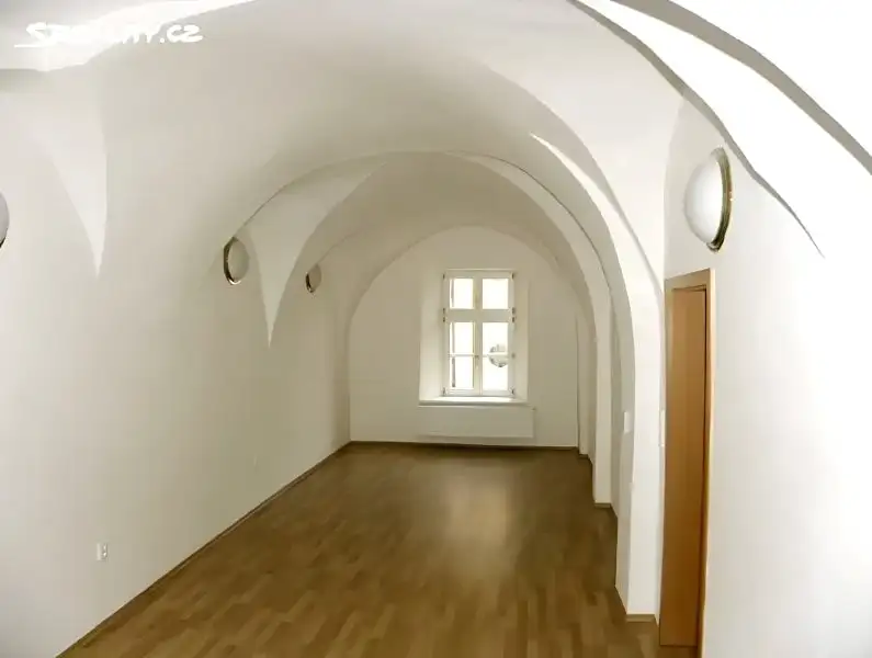 Pronájem obchodního prostoru 234 m², Jihlava – náhled fotky 3