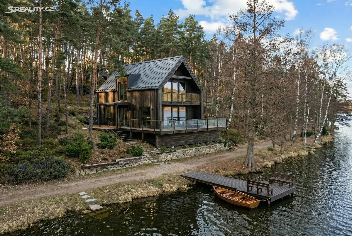 Prodej stavebního pozemku 1092 m², Hamr na Jezeře
