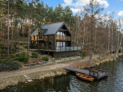 Prodej stavebního pozemku 1092 m²