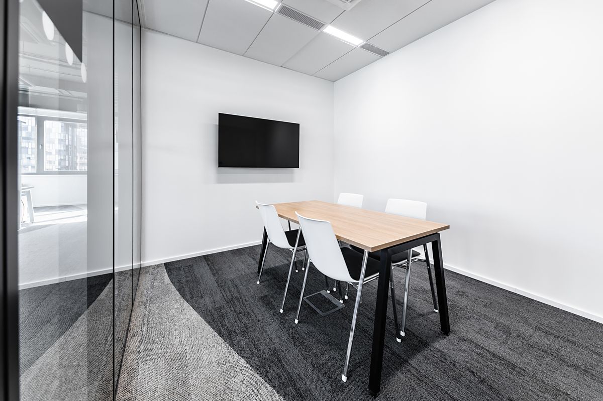 Pronájem kanceláře 200 m² – fotografie 5