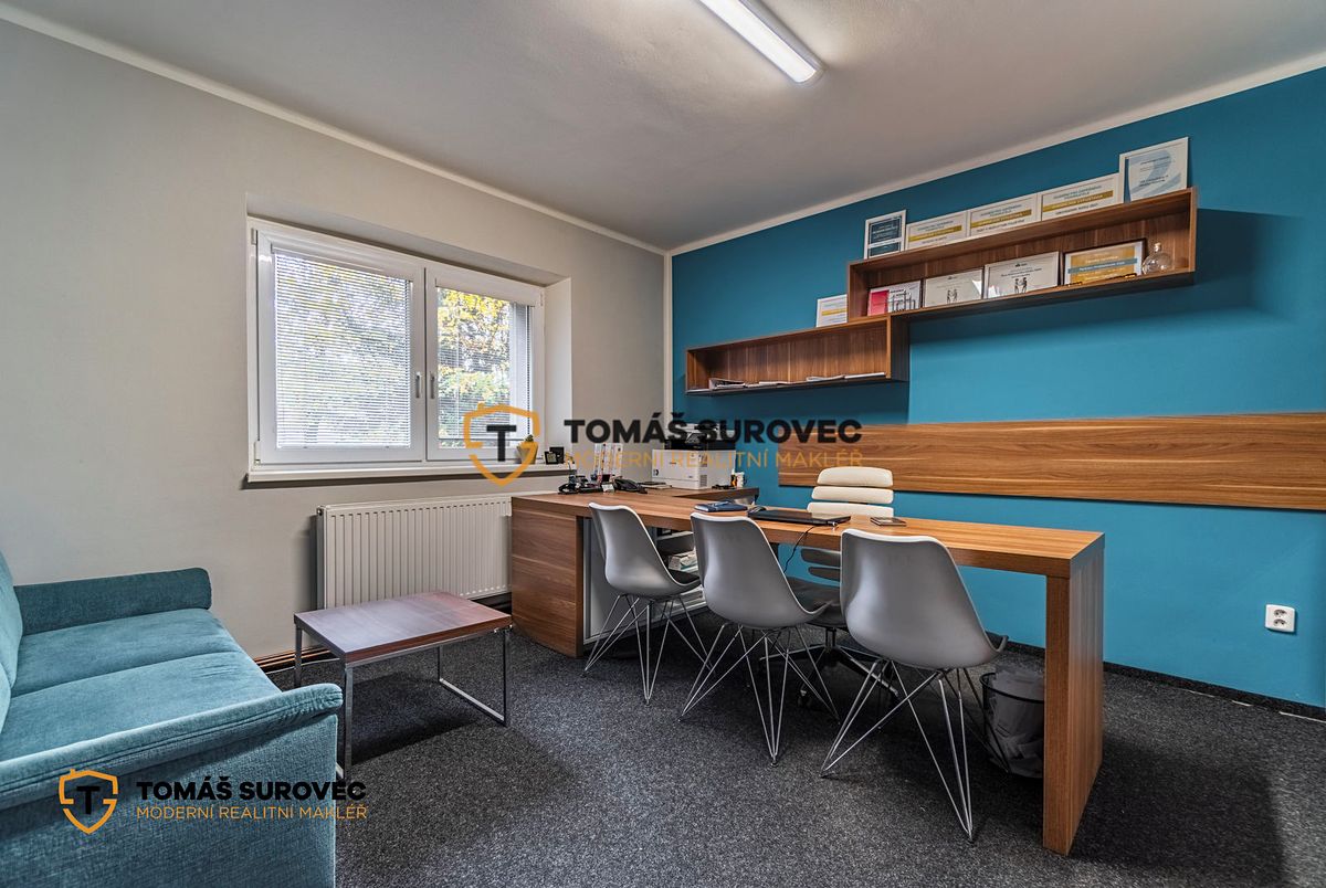 Pronájem kanceláře 30 m² – fotografie 3