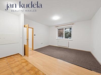 Pronájem bytu 2+kk 49 m² — photo 2