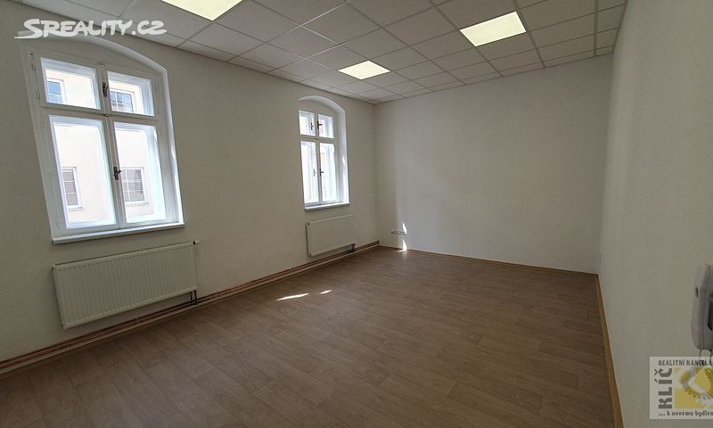 Pronájem kanceláře 100 m² – pohled 2