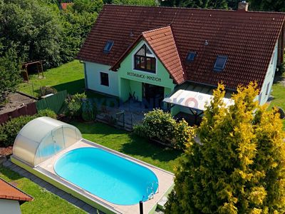 Prodej rodinného domu 275 m², pozemek 1663 m²