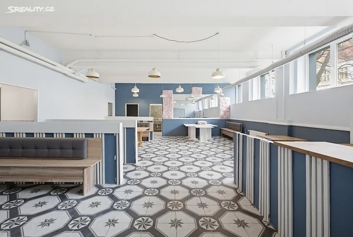 Pronájem obchodního prostoru 269 m², Karlovy Vary