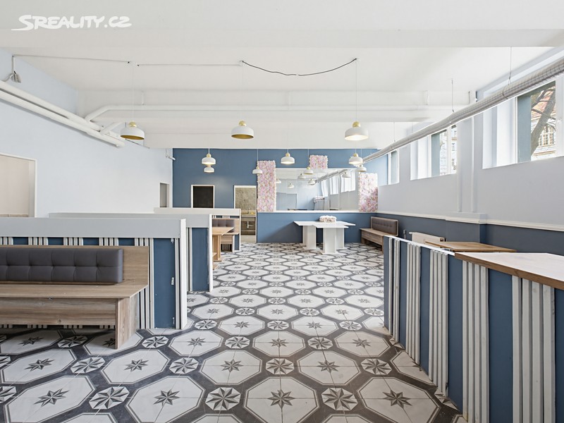 Pronájem obchodního prostoru 269 m², Karlovy Vary