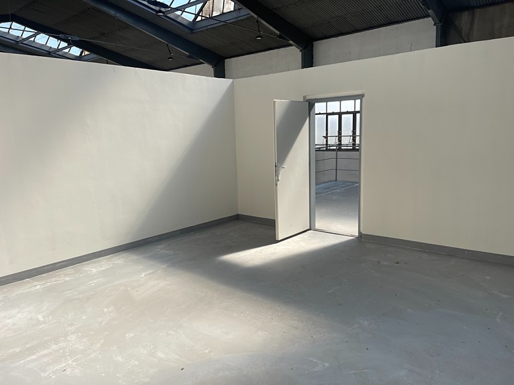 Prodej komerčního prostoru, 777 m² (40 z 46)