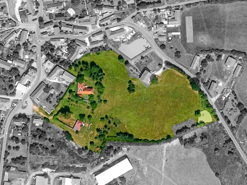 Prodej vícegeneračního domu 410 m², pozemek 34120 m², Pačejov – náhled fotky 1