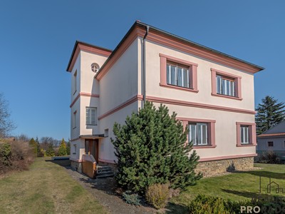Prodej  vily 405 m², pozemek 1 796 m²
