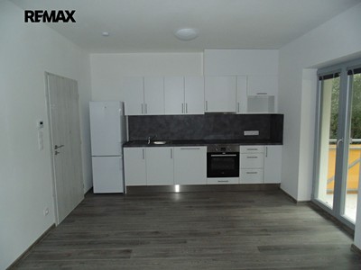Pronájem bytu 1+kk 35 m²