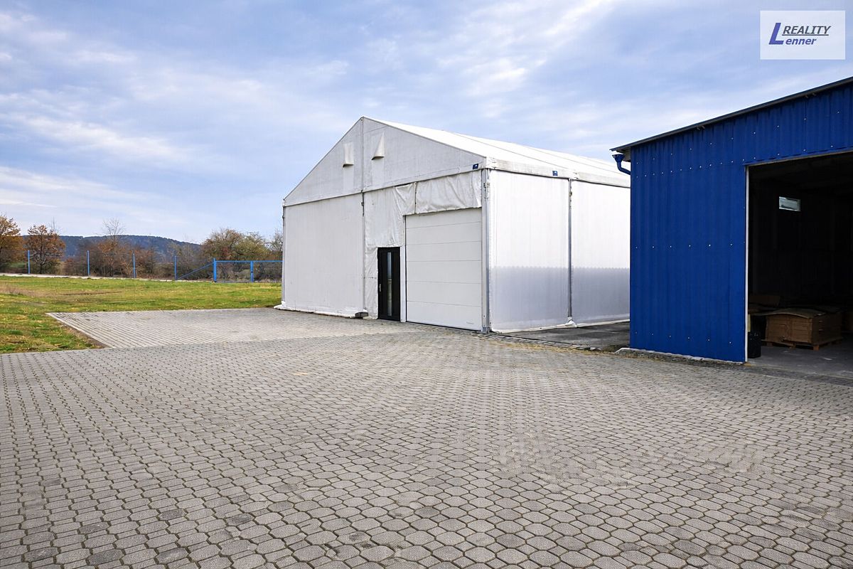 Pronájem skladového prostoru 360 m² – fotografie 2