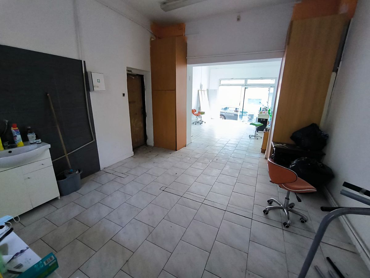 Pronájem obchodního prostoru 40 m² – fotografie 5