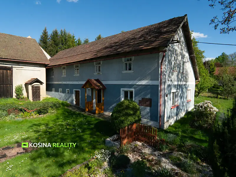 Prodej rodinného domu 230 m², pozemek 2295 m², Lipová – náhled fotky 2