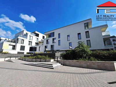 Pronájem bytu 4+kk 111 m²