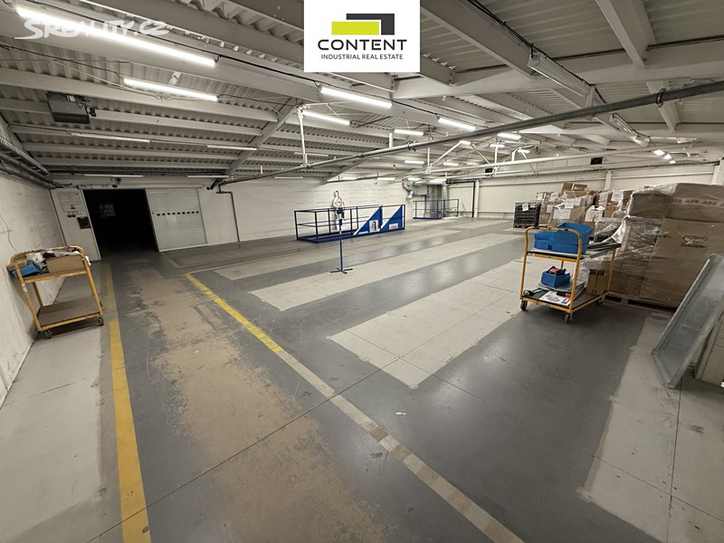 Pronájem skladového prostoru 2 235 m² – pohled 2